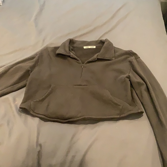 Joah Brown Aspen Half Zip in Charcoal. Size Small/Medium - Picture 2 of 7